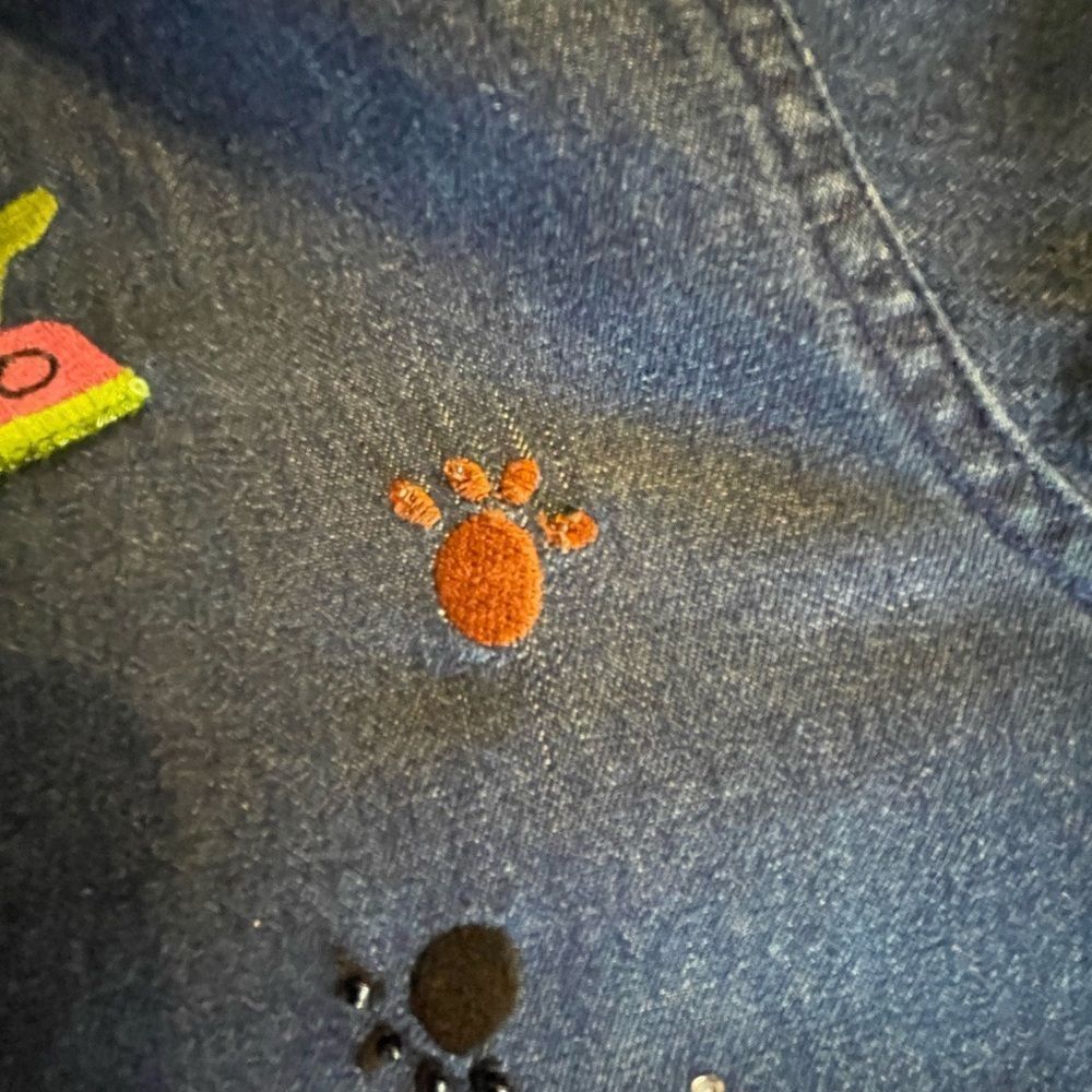 Quacker Factory Fido Dog Blue Denim Rhinestone Beads Button Up Shirt - Picture 7 of 10
